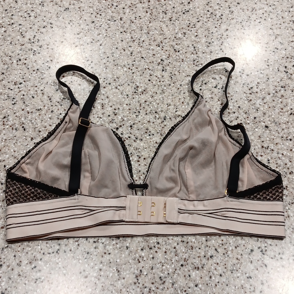 Lively Bralettes - Picture 3 of 6